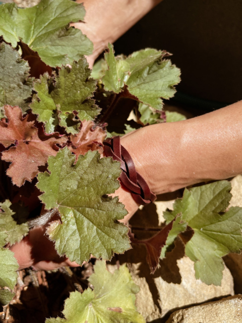 Bransoletka "Pleciona", kolekcja "Nikiszowiec" kolor wiśniowy, skóra naturalna Bransoletka "Pleciona", kolekcja "Nikiszowiec" kolor wiśniowy, skóra naturalna