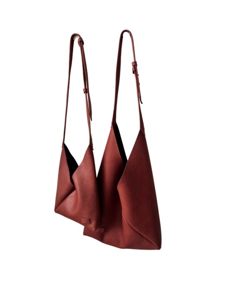 Torebka miękka ‚Origami’ mała, kolor terakota, skóra naturalna